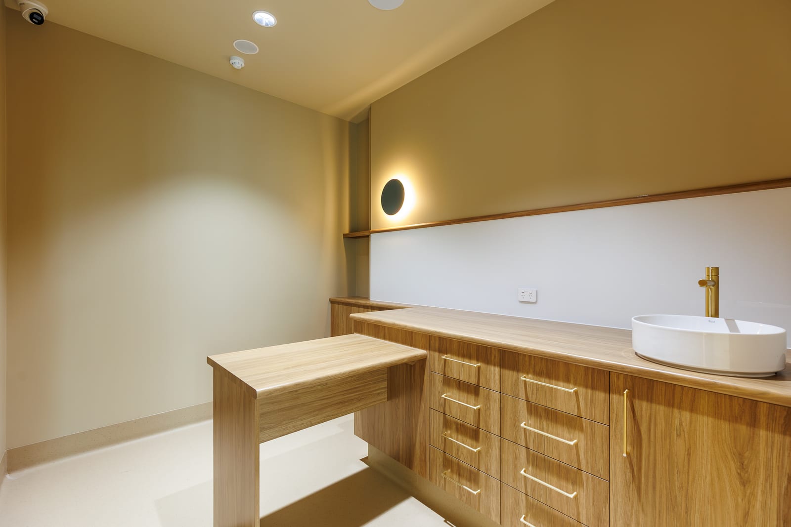 Warm non-slip examination surface — no stainless steel — at our low stress vet clinic Gold Coast